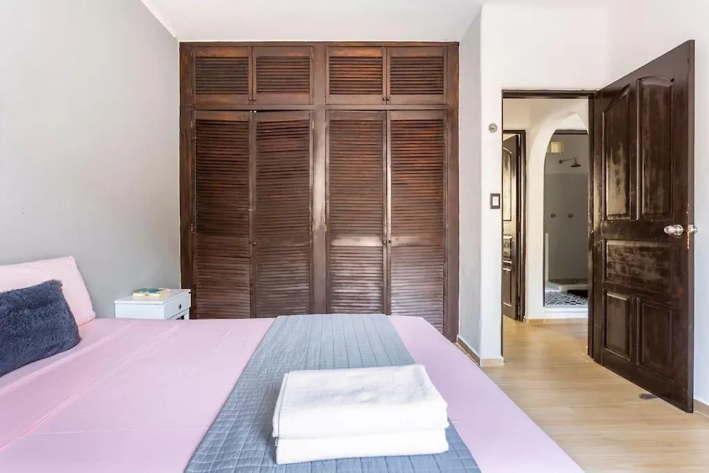 3 Bedroom Apartment In Quiet Residential Area Playa del Carmen