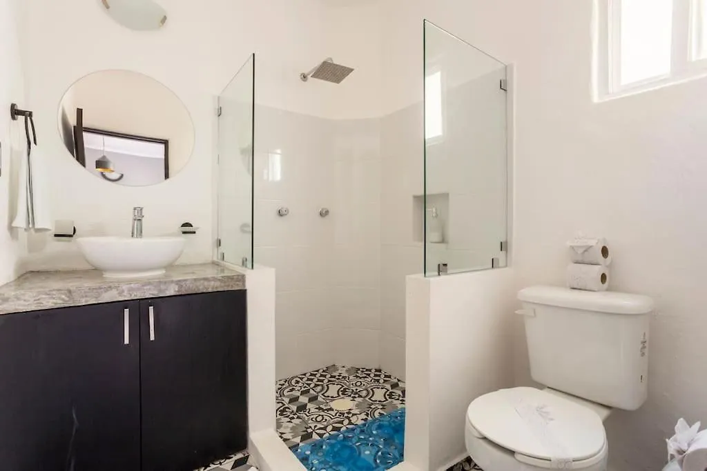 3 Bedroom Apartment In Quiet Residential Area Playa del Carmen Mexico