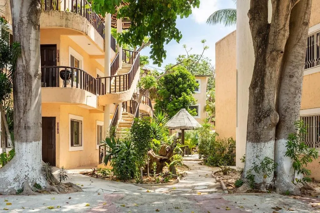 3 Bedroom Apartment In Quiet Residential Area Playa del Carmen Mexico